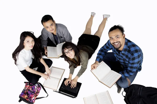 Diverse college students are studying together — Stock Photo, Image