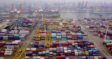 Tanjung Priok limanında konteyner terminali