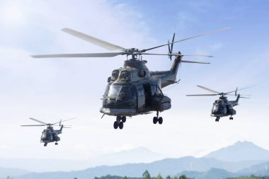 Dağda devriye üç askeri helikopter