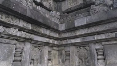 Prambanan Tapınağı görüntüleri kaydırmak