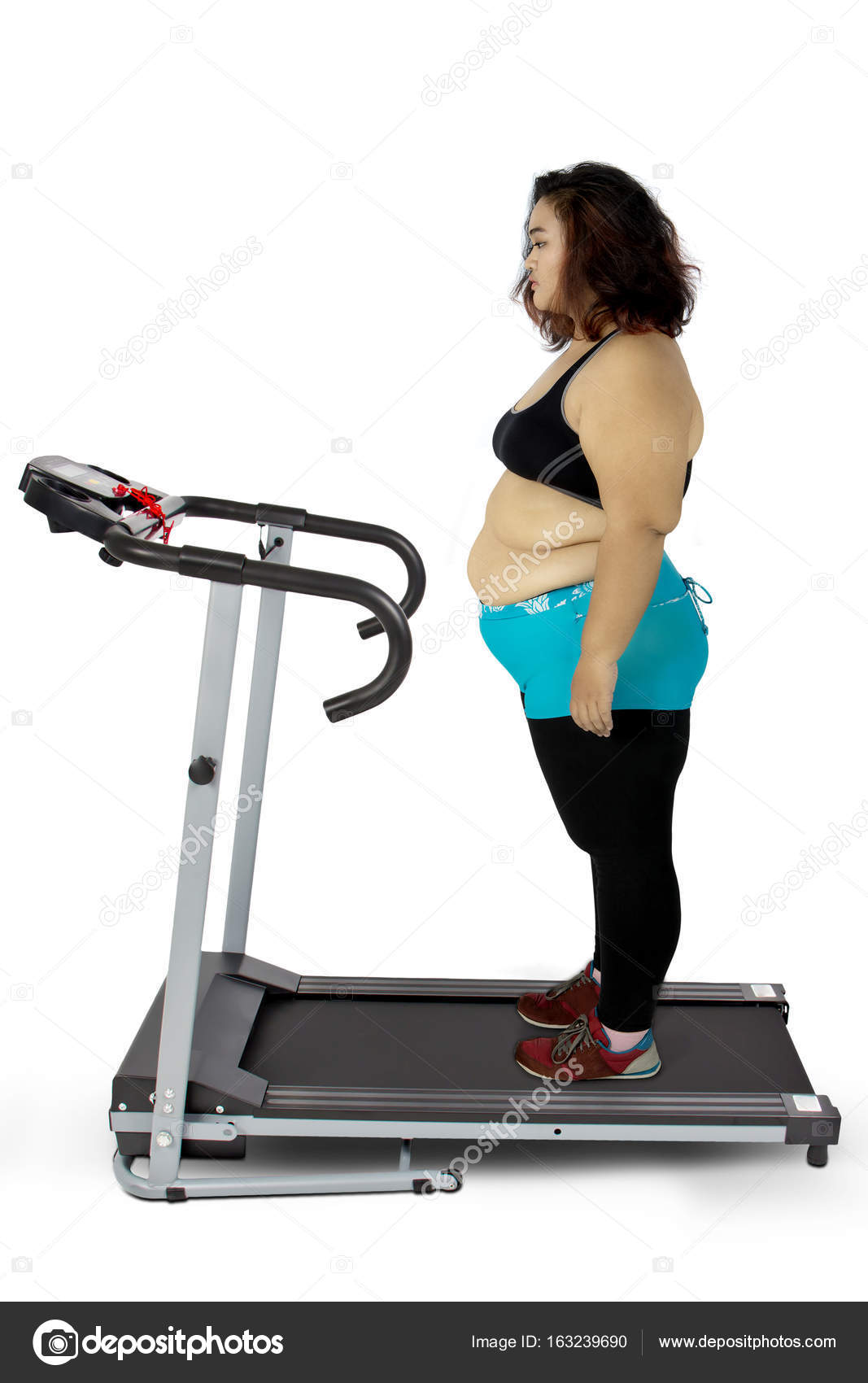 Fat woman on treadmill Lesbian erotica porn video