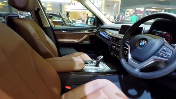 Intérieur de voiture BMW de luxe — Video