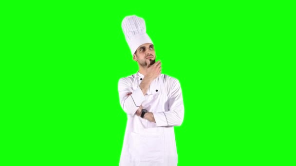 Idea di pensiero chef maschile in studio — Video Stock