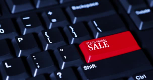 Stisknutím tlačítka černý pátek prodej prst — Stock video