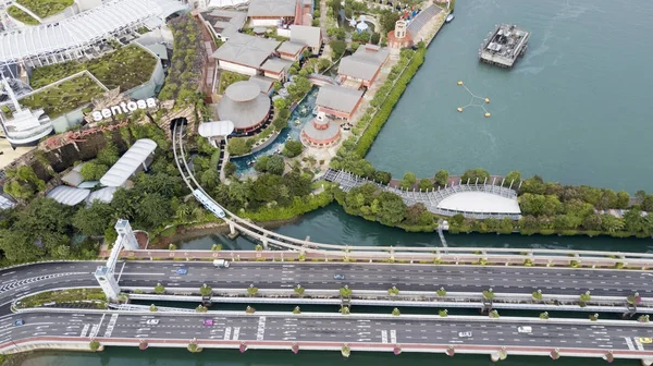 Puerta de entrada al resort Sentosa Island y monorraíl —  Fotos de Stock