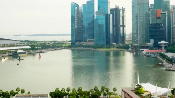 Bürogebäude am Platz der Verlosungen in Singapore — Stockvideo