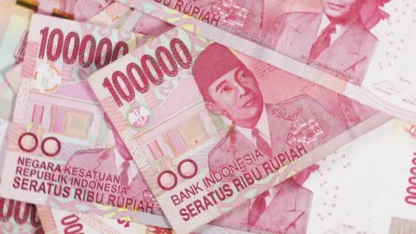 Close Van Indonesische Rupiah Bankbiljetten Spinnen Tafel Doodgeschoten Studio — Stockvideo