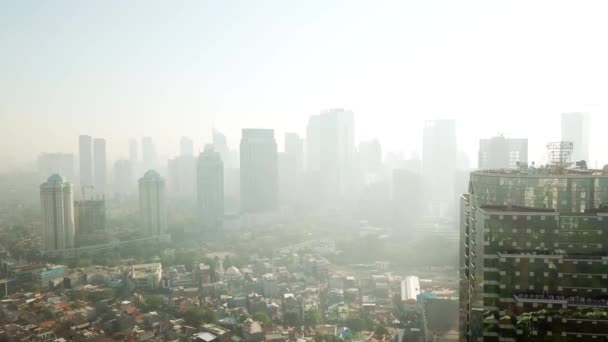 Jakarta Indonezji Grudnia 2017 Drone Widokiem Drapaczy Chmur Mgle Drone — Wideo stockowe