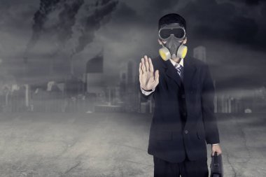 Bilinmeyen işadamı el hareketi durdurmak için gösterilen