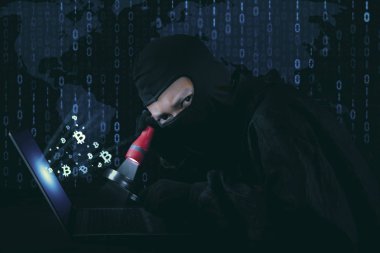 Hacker içinde bir müşteri cryotocurrency hesabı kesmek için Büyüteç ile