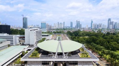 Jakarta Cityscape ile Endonezya Parlamentosu kompleks havadan görüntü