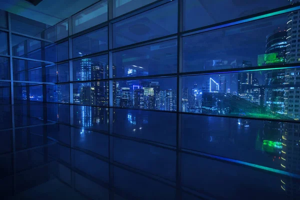 Arranha-céu bonito do escritório da janela de vidro — Fotografia de Stock