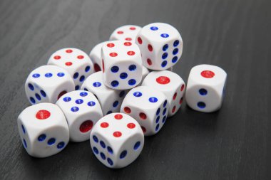 Kumar oyunu için beyaz zar