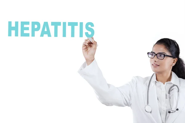 Vackra läkare skriva hepatit ord — Stockfoto