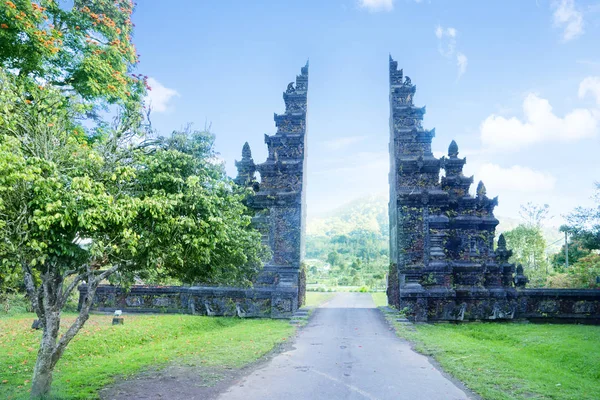 Hermosa arquitectura de puerta Handara — Foto de Stock