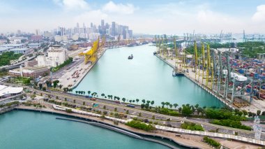 Singapur 'daki ünlü limanın havadan görüntüsü
