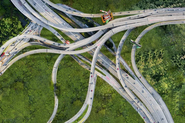 Vista aérea de drones del intercambio masivo de carreteras —  Fotos de Stock