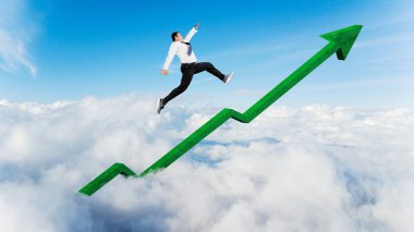 Yeşil ok grafiğine hırsla tırmanan bir adam.