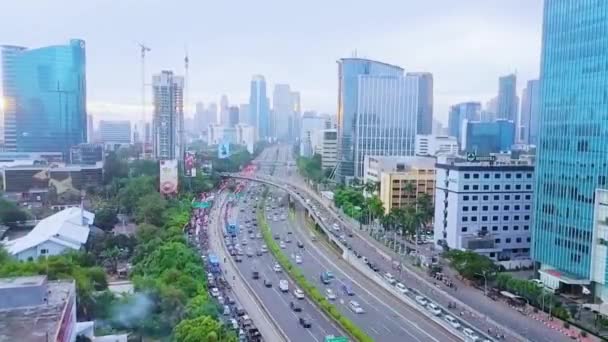 Aerial View Cars Passing Road Fast Motion — 图库视频影像