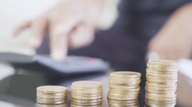 Yaşlı adam sayma arkaplanı olan büyüme tablosu