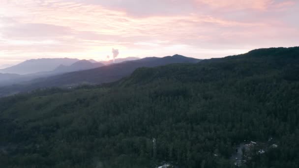 Красивый Вид Воздуха Туманные Горы — стоковое видео