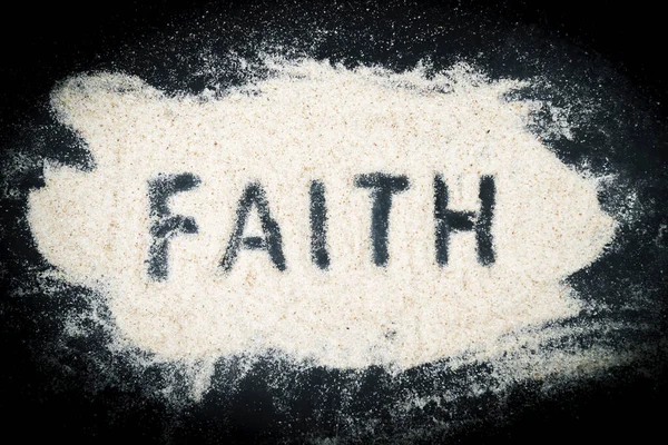 Flat Lay Faith Word Written Sand Black Background — Stock Photo, Image