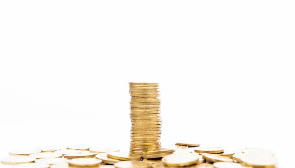 Gouden Munten Opgestapeld Witte Achtergrond Bedrijfsfinancieringsconcept — Stockfoto