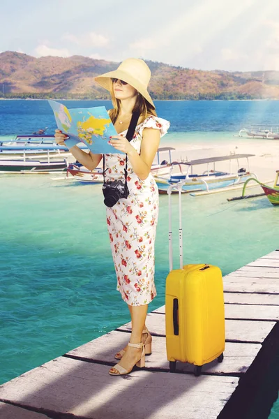 Full Length Beautiful Tourist Looking Map While Standing Bridge Luggage — Stock Photo, Image