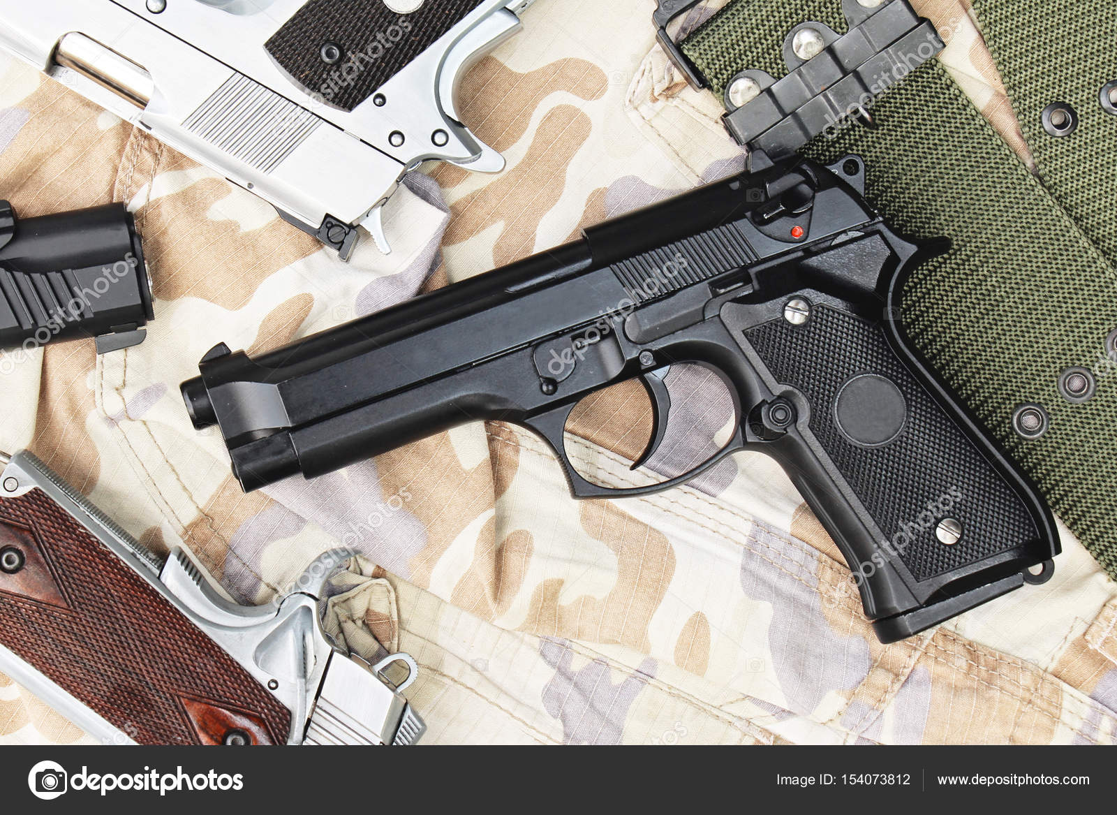SCARICA PISTOLA SEMIAUTOMATICA