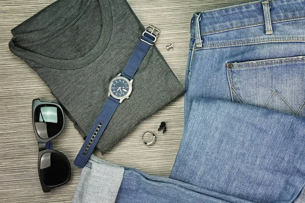 Hombres Moda, Trajes casuales, Conjunto de ropa y varios accesorios . — Foto de Stock
