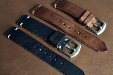 Saat kayışları, Beyaz üst dikişli Orijinal el sanatları İtalyan dana derisi deri, Şık kol saati kayışları Grubu, Erkek moda ve aksesuarları.