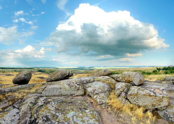 Parque Nacional "Túmulos de pedra  " — Fotografia de Stock