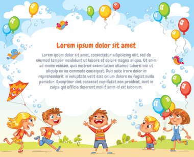 Kız ve erkek eğlence parkında oynayan
