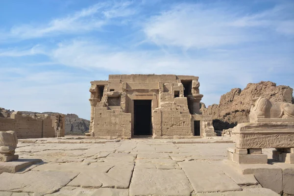 Temple of Hathor. Dendera, Egypt — Stock Photo, Image