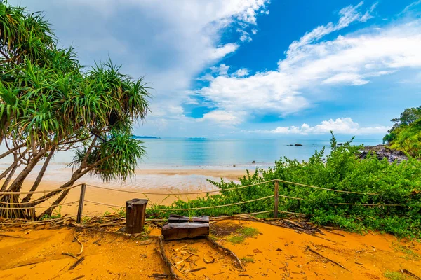 Vista Playa Parque Nacional Lanta Tailandia Playa Cerca Selva Verde —  Fotos de Stock