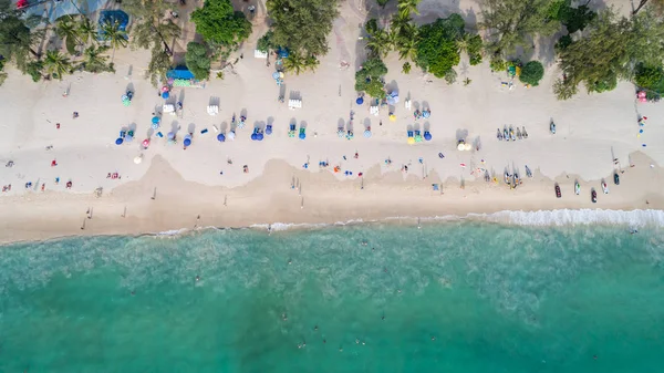 Playa de Patong en la provincia de Phuket, al sur de Tailandia. Patong be — Foto de Stock