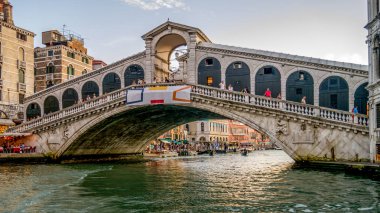  Rialto Köprüsü - Venedik