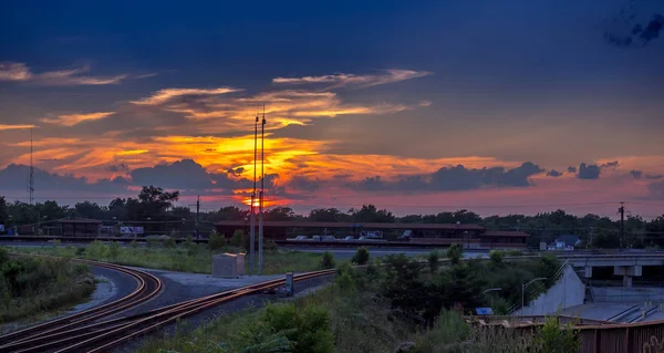 Gün batımı demiryolu kavşak — Stok fotoğraf