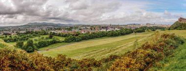Edinburgh panorama Holyrood Parkı