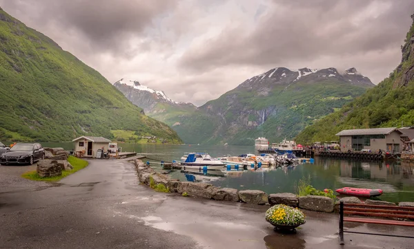 Dockside Geiranger en Noruega —  Fotos de Stock