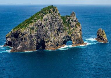 Motu Piercy ada veya delik Rock içinde olarak da bilinen Kkako,