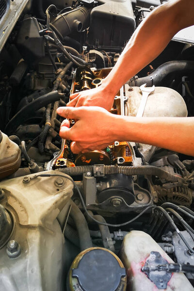 Регулировка двигателя автомобиля
