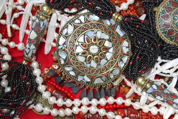 Pozadí Východ Šperky Perlami Nádherný Korálový Náhrdelník — Stock fotografie