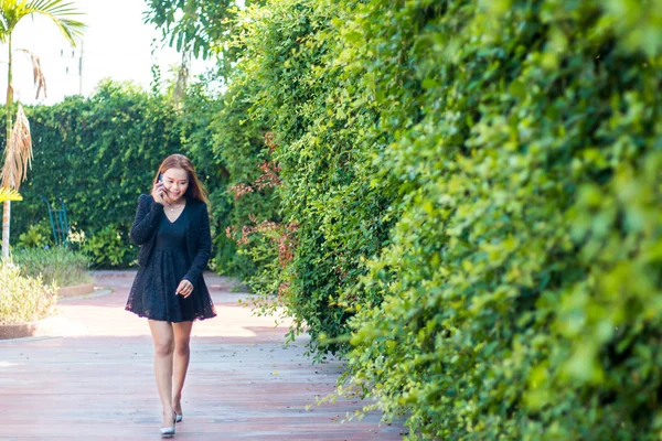 Modern iş olan kadın