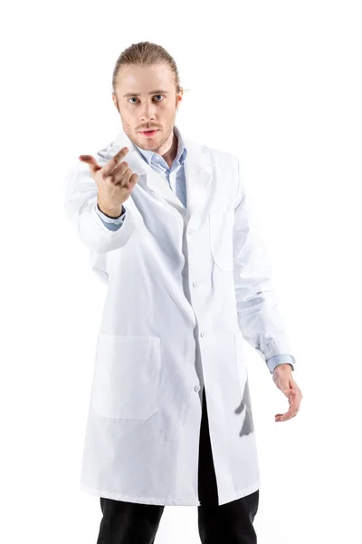 Доктор в белом халате — стоковое фото