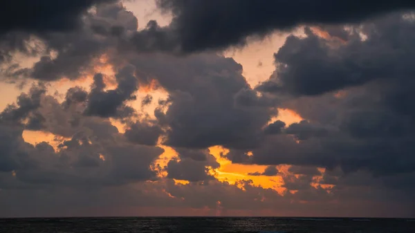Phuket Tajlandia Niebo Tło Pomarańczowe Światło Wieczór — Zdjęcie stockowe