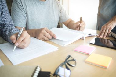 Eğitim, öğretim, öğrenme ve insanlar kavramı. Yüksek grup 