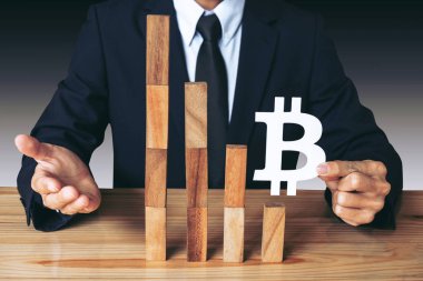 İş ekonomik kriz kavramı, işadamı gösteren BI holding