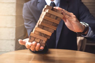 Alternatif risk kavramı, plan ve strateji iş, genç ben
