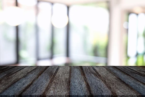 Eski siyah ahşap masa boş ve soyut arka plan bulanıklık 